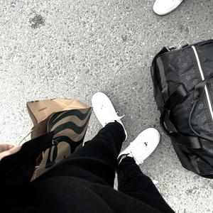 我好想跟你说不要你走