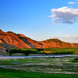 梦中的乌兰哈达