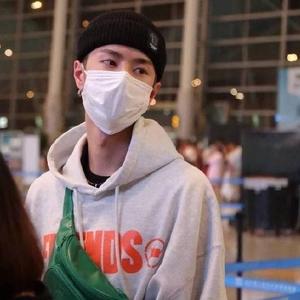 依然爱你（吉他男声）