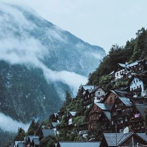 后来我们什么都有了，却没有了我们