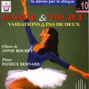 Barre:Grands battements (Suite Emeraude)