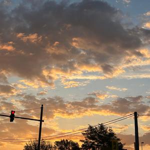 INUMAN TAYO (feat. DK)