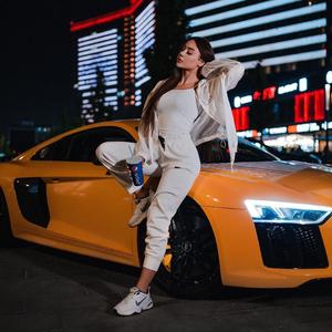 Олег Кензов