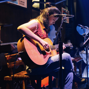 给你一首小情歌 (live版伴奏)