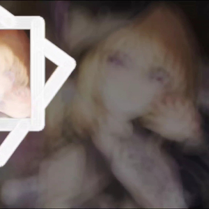 「三角初华ai」一半