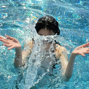 “纯属虚构”（Prod.Trai5or）