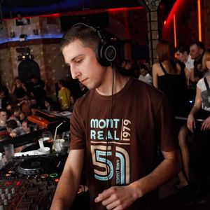 Hang On (feat. Musikk) [Metyou Remix]
