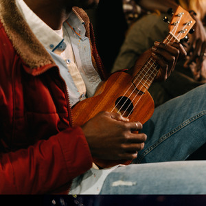 深夜スーパーのウクレレ怪談