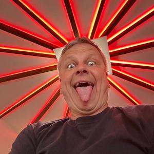 Bakom ridån