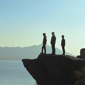 One Microphone and Two Assholes