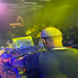 MTG ELA CAI COM A BCT DE BIXO