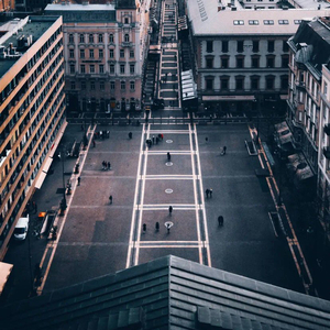 解释在字里行2间.wav