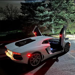 但爱还在心中 伴奏