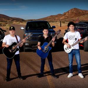 Controlamos Los Ranchos (feat. Carlos Sillas) (En vivo)