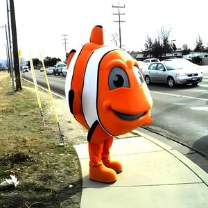 Nemo (feat. Tavas)