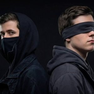 All Falls Down X I DO ME (Joenast Mashup)