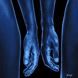 Закрывали руками