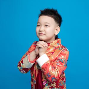 《纪念用生命托起世界的人》包铠瑞