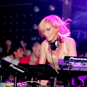 超强气氛电音（翻自 DJSeven）