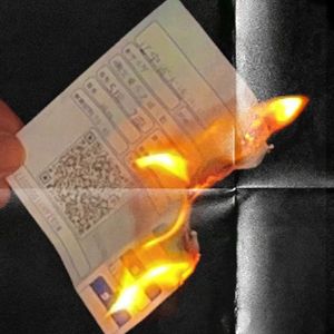 今天是圣诞节我自己去看了电影下次有人陪我就好了