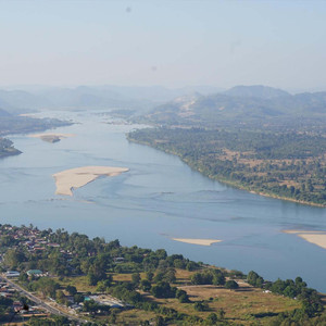 ສາວຈາກ USA