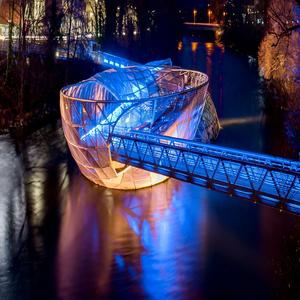 Am plecat in lumea larga