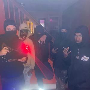 GraveDiggers (feat. Trev Makkavelli & Dee Makk)