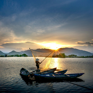 Work in Waves Binaural