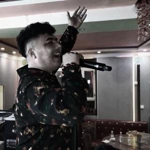 Usulluk （Akbar AtuxToy）