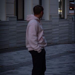 Dazwischen