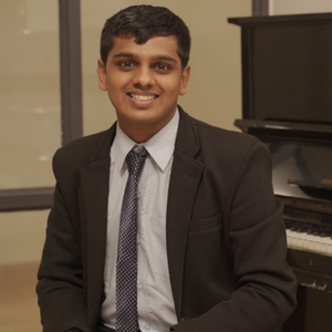 Moozhgi Nee Povadhillia