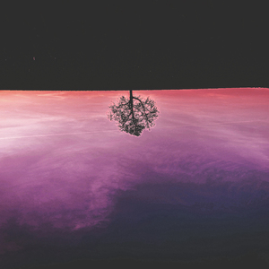 Mirror Reflection of the Broad Expanse of Heaven