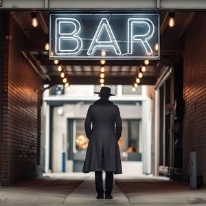 清风雅雨故乡月