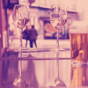 柔和的餐厅时刻