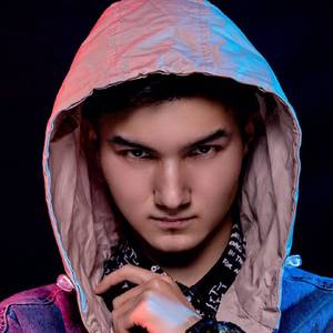 Karakash Hawahan（翻自 Anwar Niyaz）