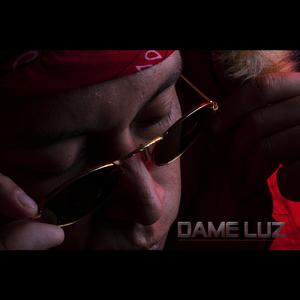 Dame Luz (feat. Young Stu)