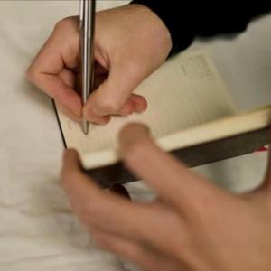 Τσ΄ Αγάπης η Κλωστή