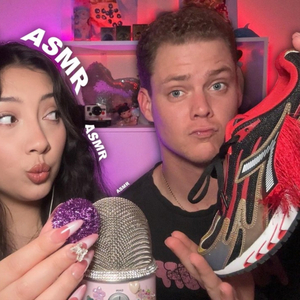 Mattress, Jade's Entire Wig Stand Blue Wig