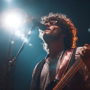 Красотой пленишь своей...