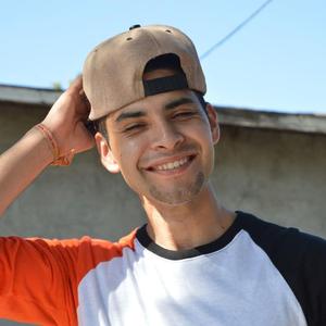 Gracias (feat. Jeseline Rosas)