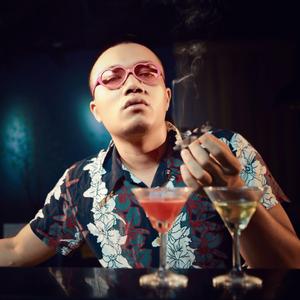 Chôm Chôm (feat. Trịnh Quang Khánh)