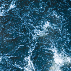 保持安全距离的默契