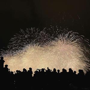 讨厌这个世界（prod by Kol）