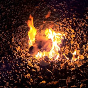 털어 (Feat. Sukixx)