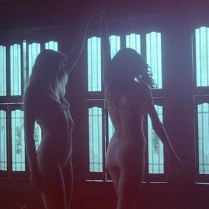 Control Me (feat. Sakima)