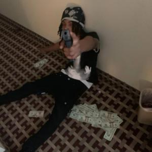 Flash0ut (feat. Melly4K)