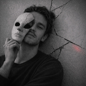 Özünde İyilik Var Kendince