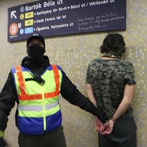 Kend a hajadra (feat. die Polizei)