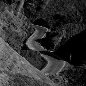 「Drill Beat」荒村Barren Village水印版