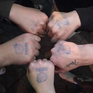 在这个年代努力可以到达目的